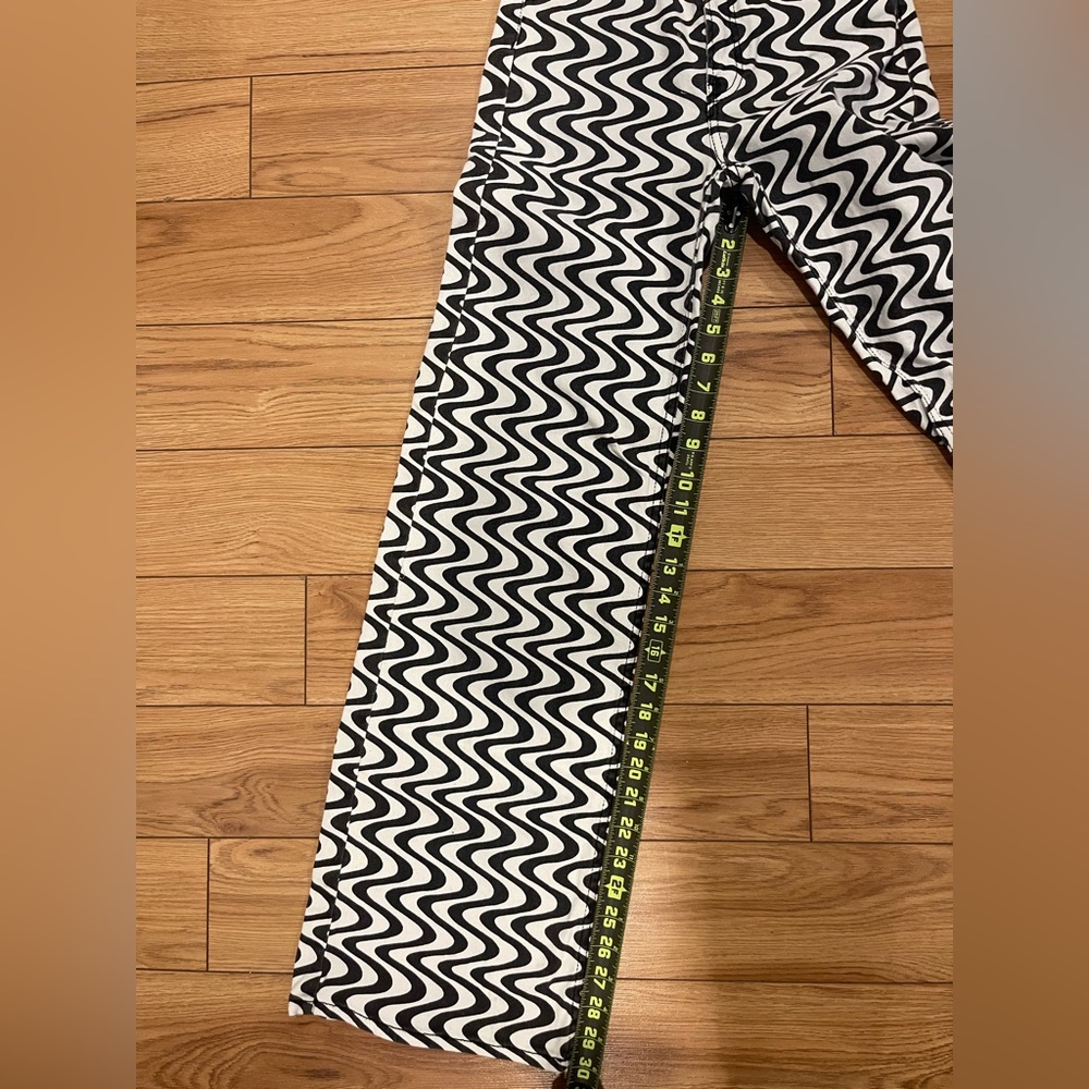 H&M Black and White Patterned Women's Pants 2 jeans wide leg high waist ribcage - Picture 3 of 6